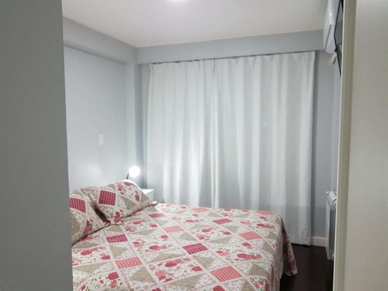 Leguizamon Suite Con Cochera 萨尔塔 外观 照片